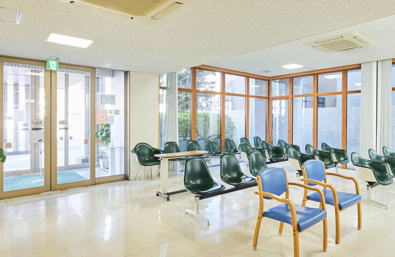 脳神経外科 クリニック高木 待合室の画像
