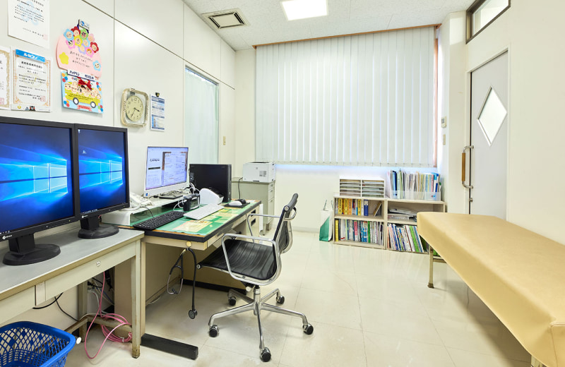 脳神経外科 クリニック高木 診察室の画像