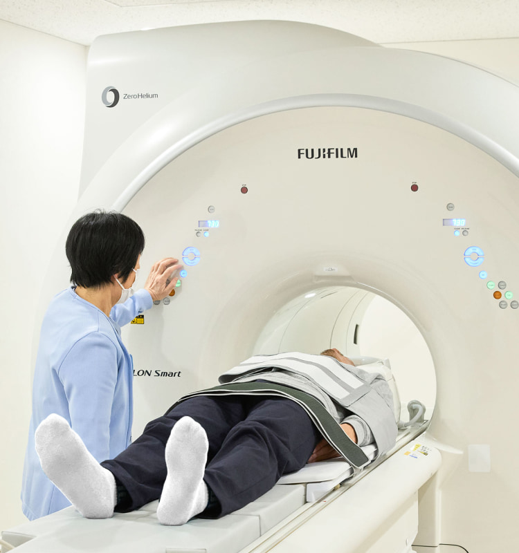 福岡市早良区脳神経外科 クリニック高木のMRI検査の様子
